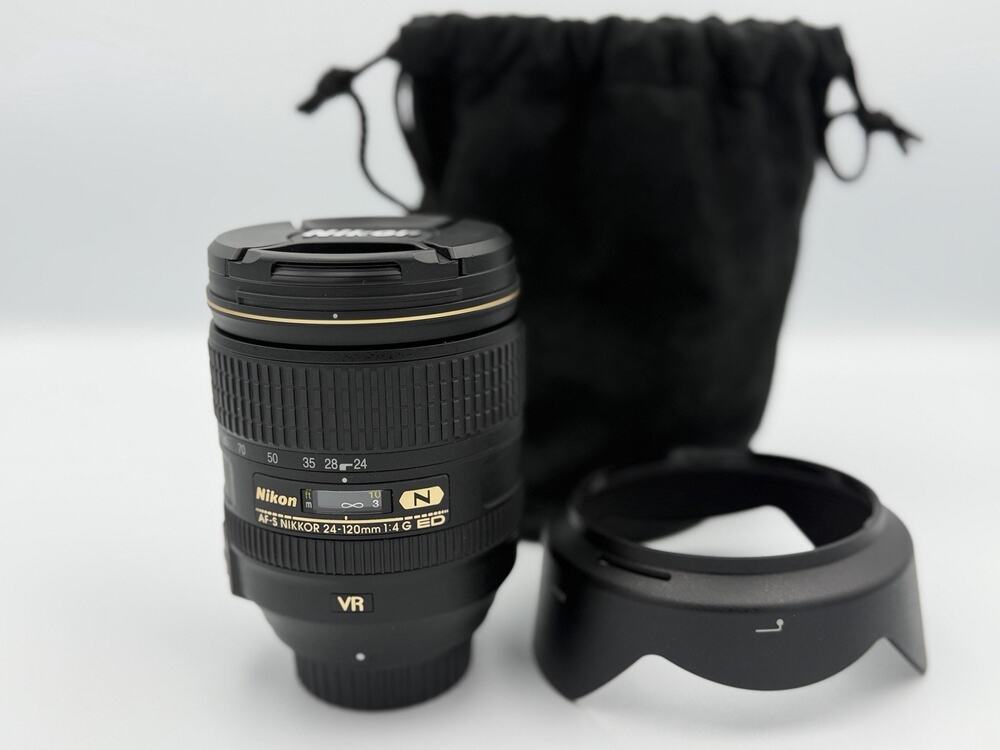 Pristine Nikon AF-S NIKKOR 24-120mm f/4G ED VR Lens w/Cap, Hood, and Soft Case
